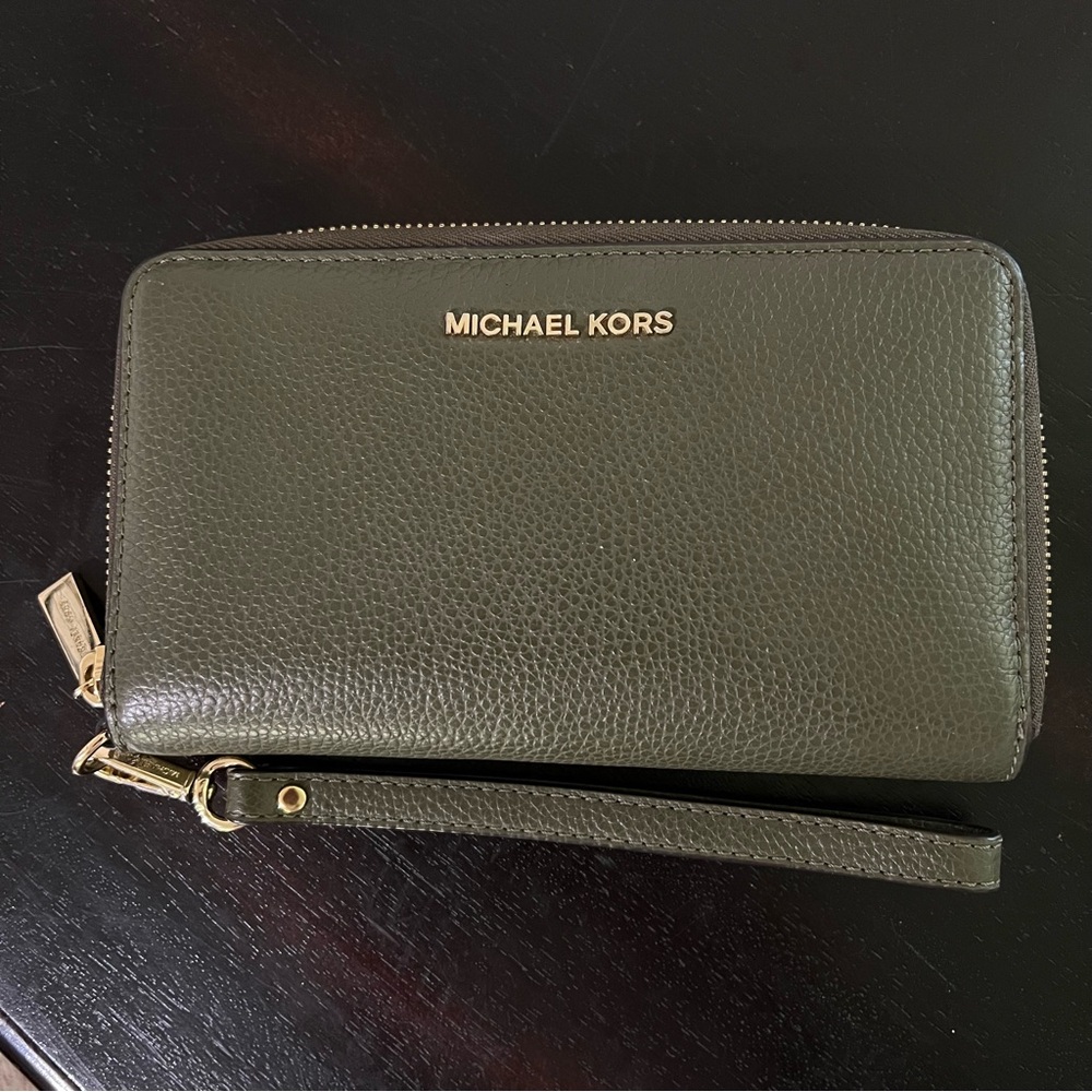 Michael Kors Pebbled Leather Sage Green Wrislet/Wallet